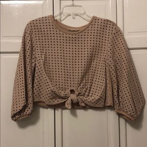 Crop blouse.